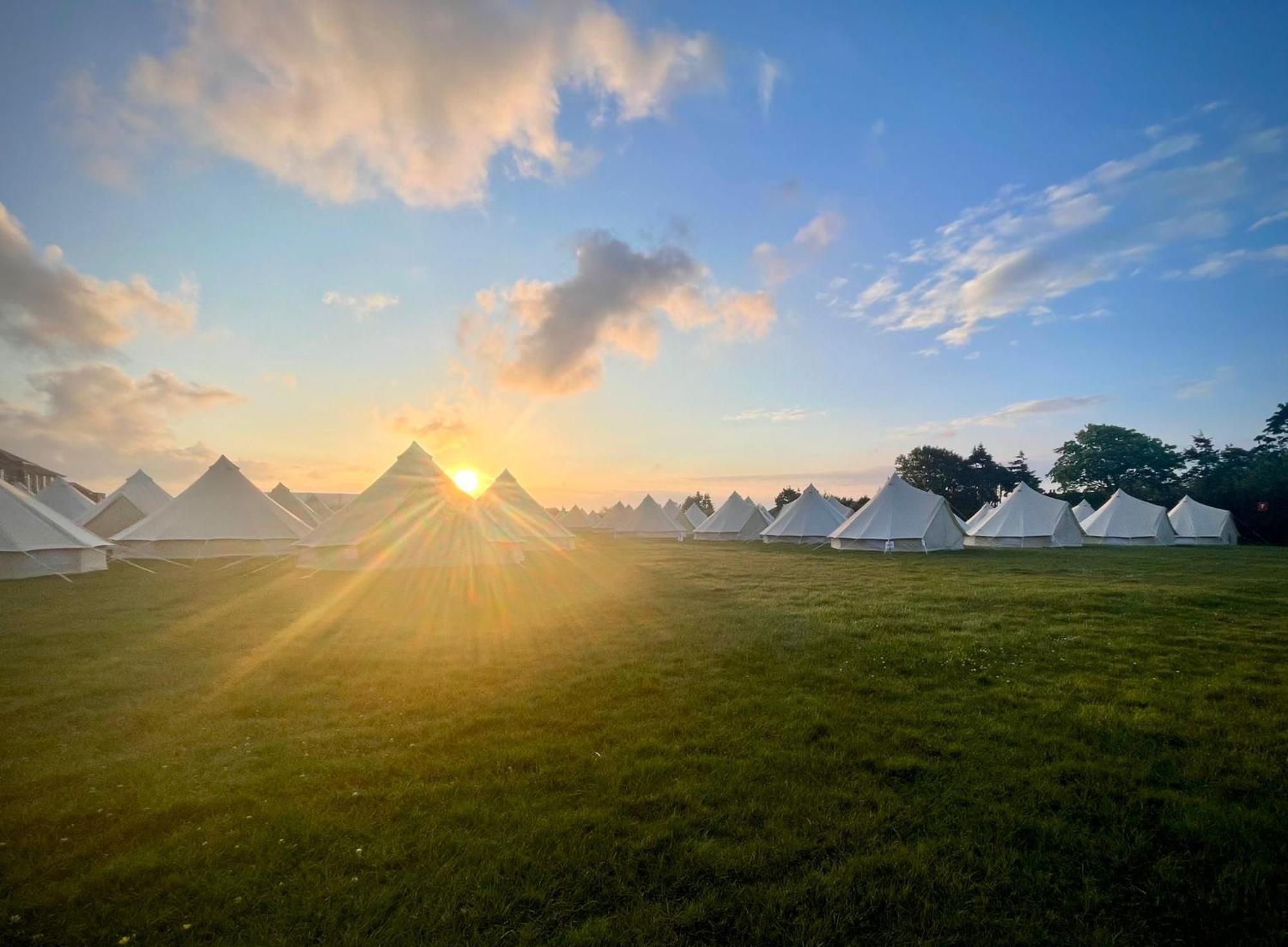 Nine Yards Bell Tents At The Tt - Castletown Zewnętrze zdjęcie